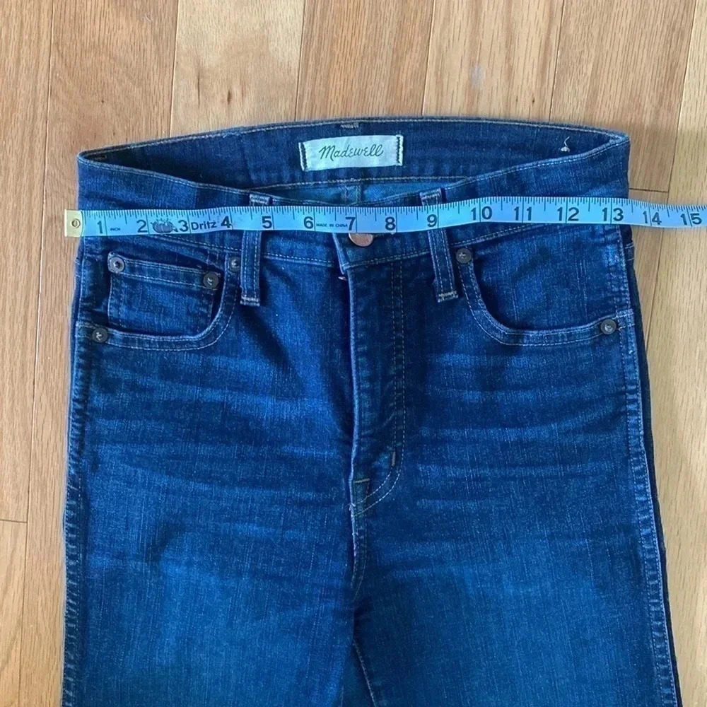 Madewell EUC dark wash 10’’ high rise jeans - Picture 9 of 11